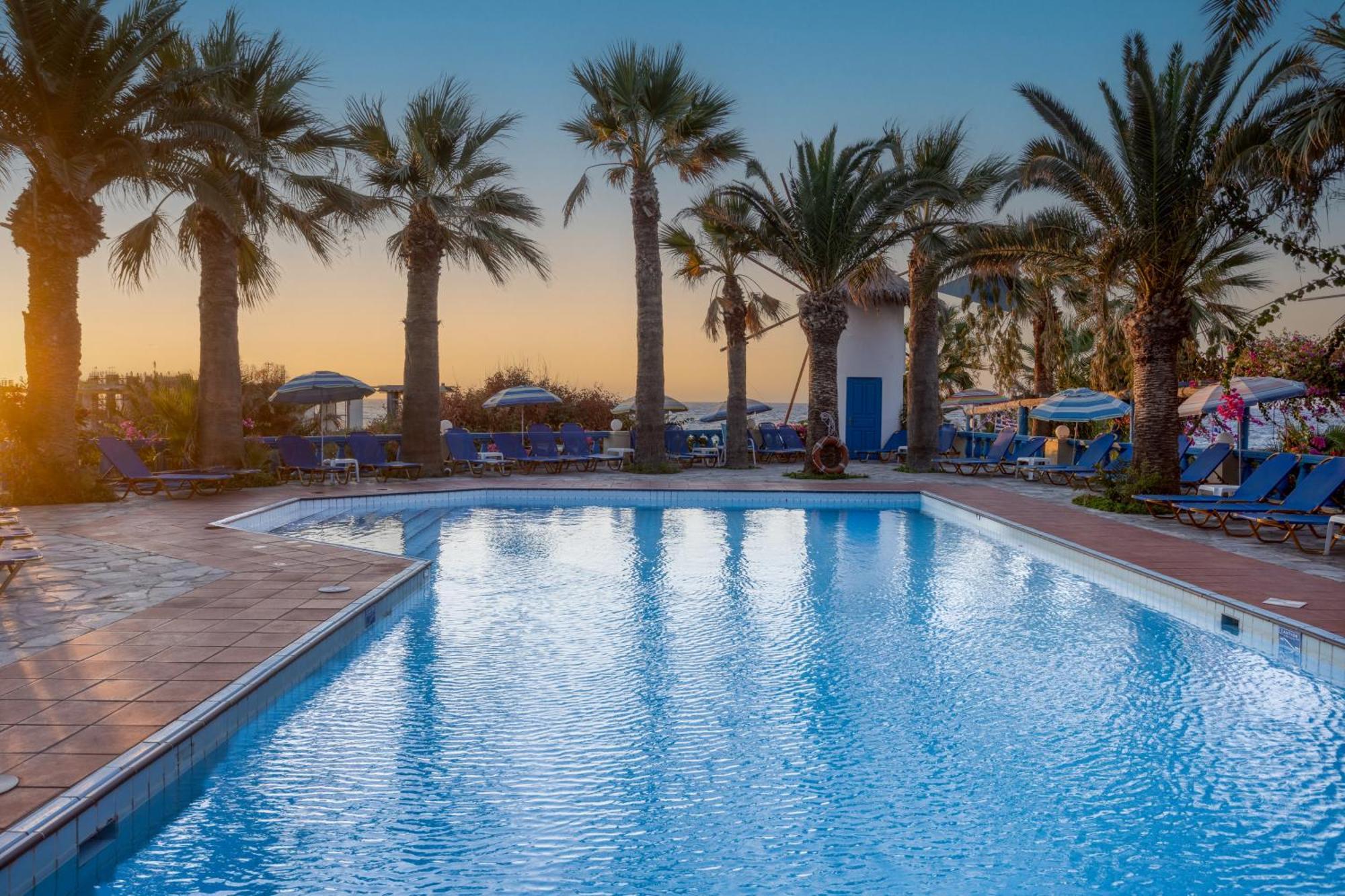 Hotel Palm Bay By Estia Sissi Esterno foto
